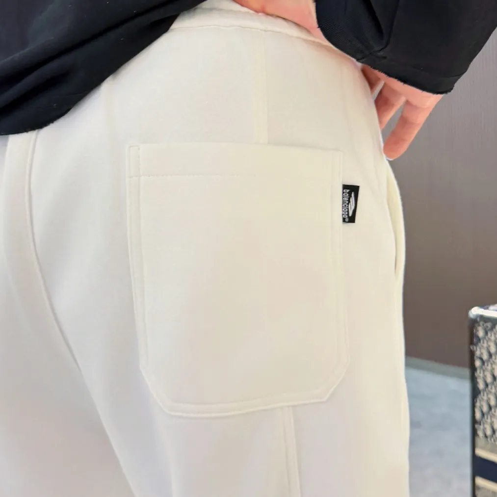 Balenciaga [High Version] 2026 Autumn and Winter latest products, available at counters at the same time, Original product, fashionable casual trousers and casual trousers, using imported original fabrics, top-grade embroidery 🪡 craft letter pattern logo, original hardware accessories decoration, simple yet fashionable, fashionable and handsome upper body, Sizes: M-3XL
